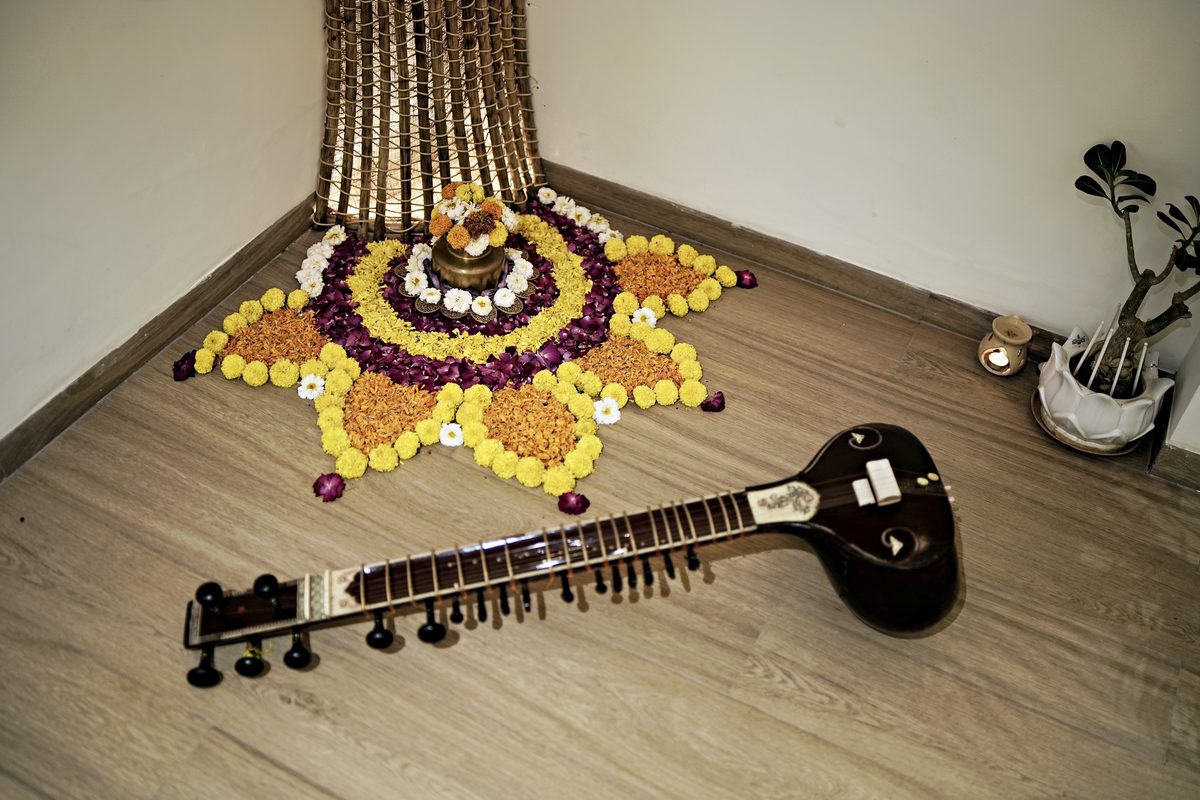 Sitar with rangoli
